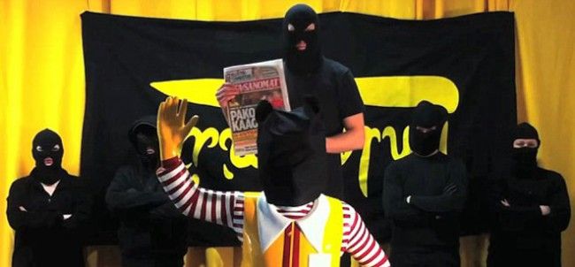Activists Decapitate Ronald McDonald Statue