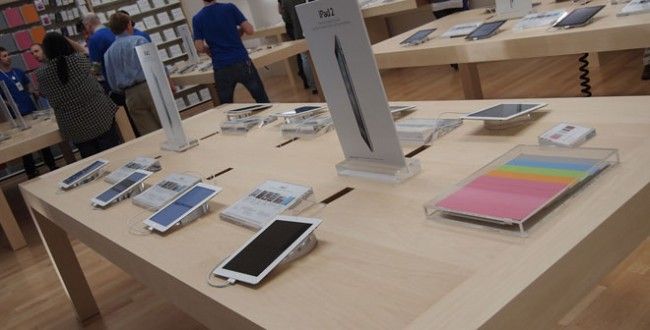 This is Why You Can’t Get Your Hands on an iPad 2