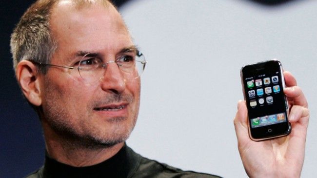 ‘Steve Jobs’ by Walter Isaacson – Book Review – How To Unravel A Complex Man