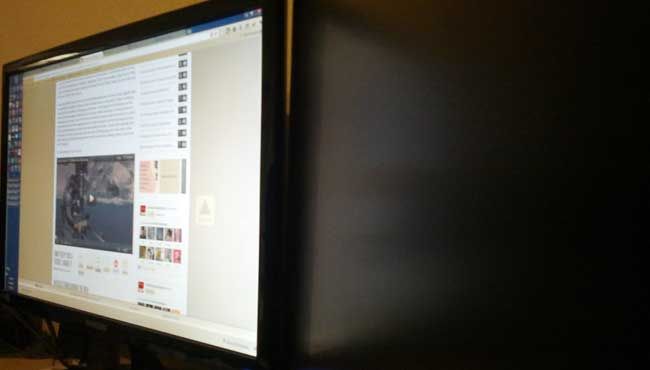 Samsung Electronics, My Monitor Died, Why Must You Make Me So Sad?