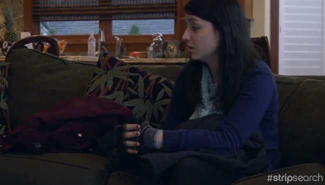 Amy's playing Miss Reality Show in this episode.