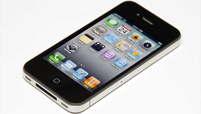 Did You Suffer From iPhone 4 “Antennagate” Issues? Expect Your $15 Check Soon!