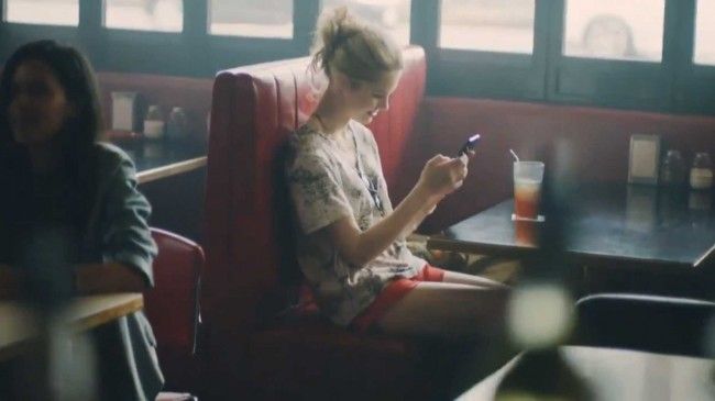 10-sarah-alone